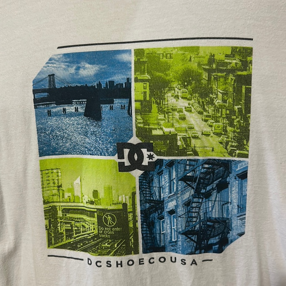 White DC shirt size L